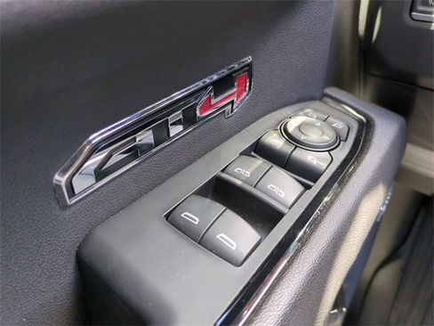 Certified 2023 GMC Sierra 1500 AT4 w/ AT4 Premium Package image 29