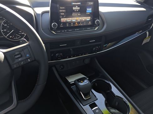 New 2026 Nissan Rogue SV image 10