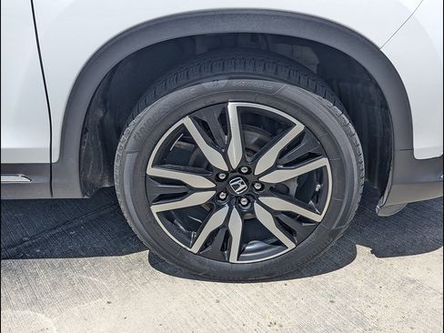 Used 2022 Honda Pilot Touring image 15