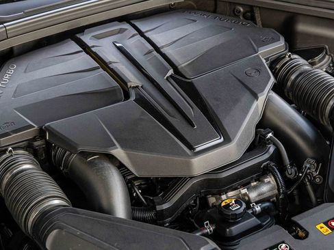 Used 2024 Genesis GV80 3.5T w/ Prestige Package image 32