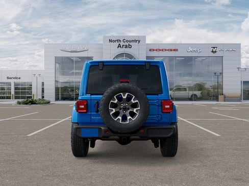 Used 2025 Jeep Wrangler Unlimited Sahara w/ Safety Group AWD/4WD image 7