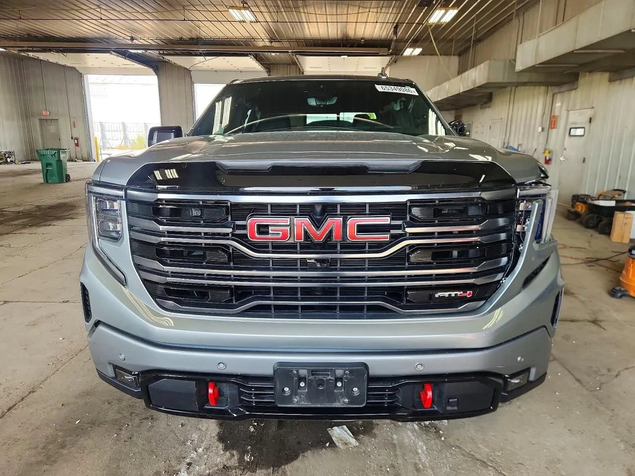 Used 2025 GMC Sierra 1500 AT4 w/ AT4 Premium Package AWD/4WD image 5