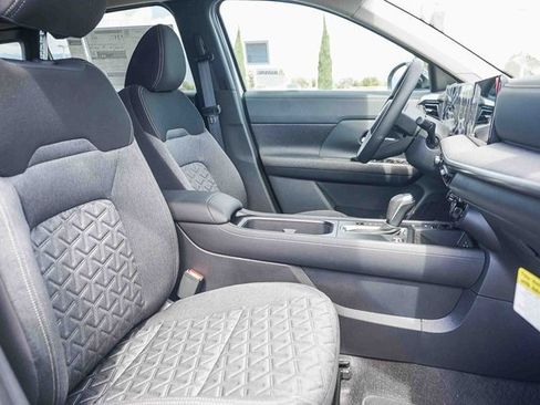 New 2026 Nissan Kicks SV image 17