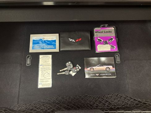 Used 2001 Chevrolet Corvette Convertible image 23