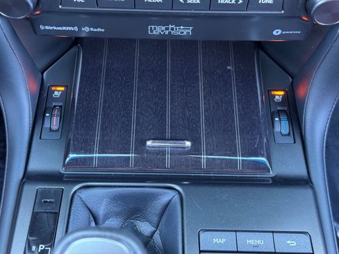 Used 2023 Lexus GX 460 Premium image 32