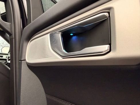 Used 2023 Ford Explorer Platinum w/ Technology Package image 57