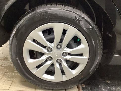 Certified 2023 Kia Soul LX image 26