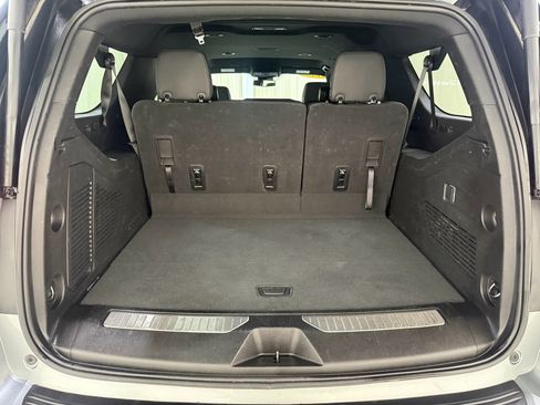 Certified 2025 Chevrolet Suburban Z71 AWD/4WD image 13
