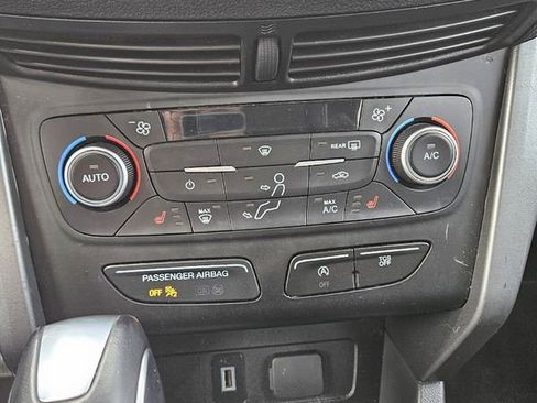 Used 2018 Ford Escape SEL image 25