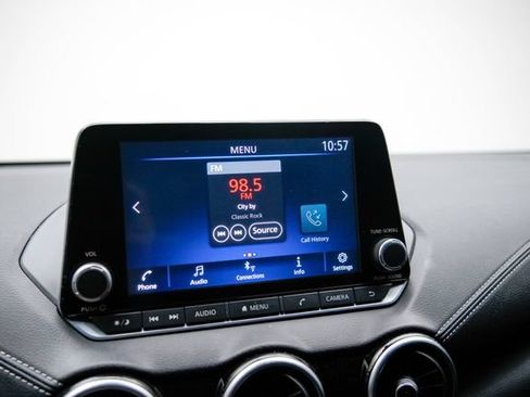 Used 2020 Nissan Sentra SV FWD image 27
