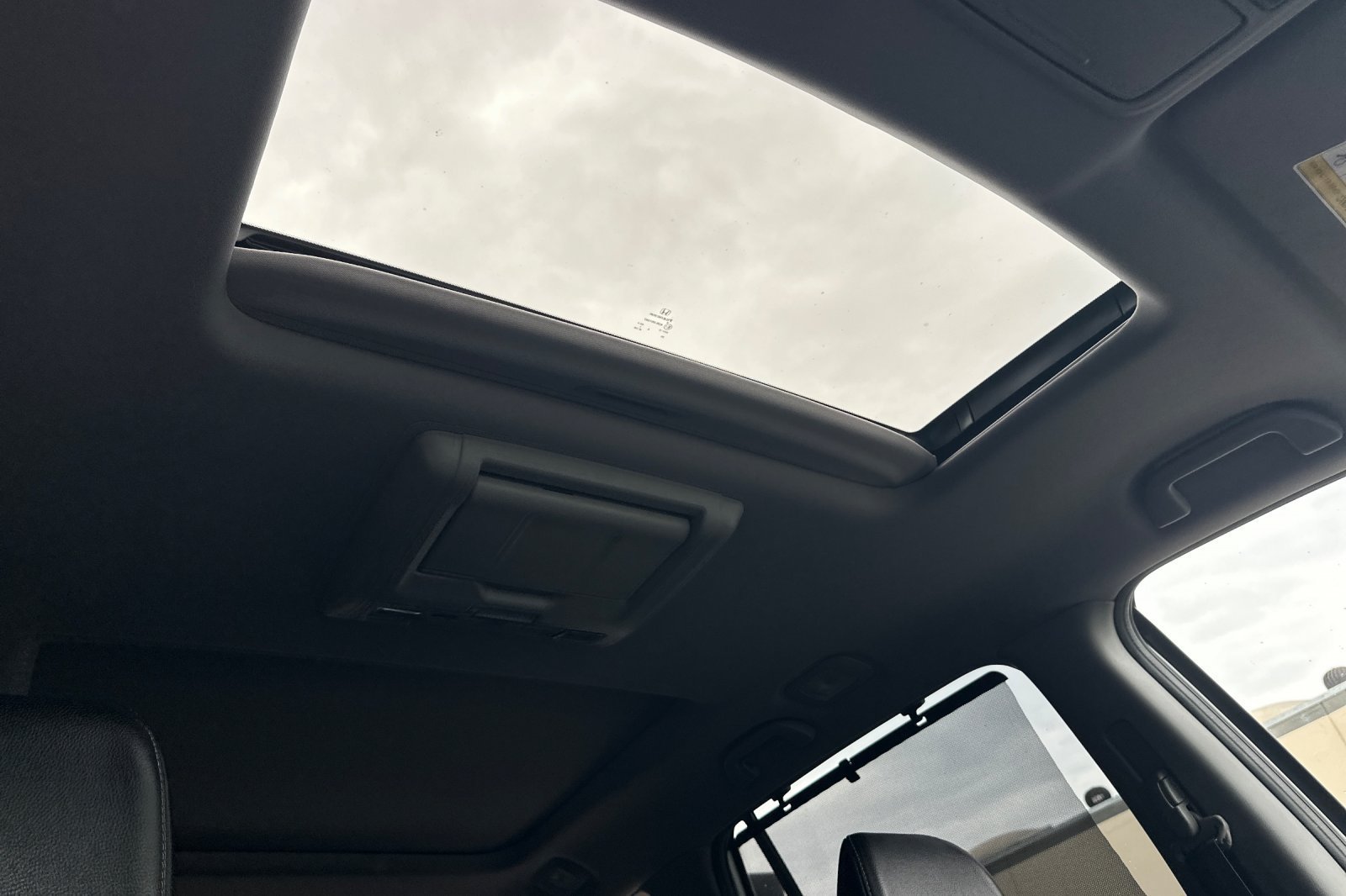 Used 2018 Honda Pilot Elite image 20