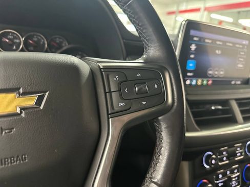 Used 2021 Chevrolet Suburban LT w/ Rear Media and Nav Package AWD/4WD image 19