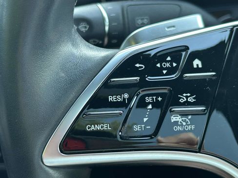 Certified 2023 Mercedes-Benz E 350 4MATIC Sedan w/ Premium Package image 27