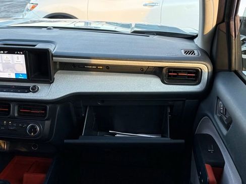 Certified 2022 Ford Maverick XLT image 28