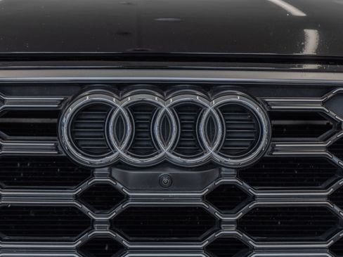 Used 2021 Audi SQ5 Prestige w/ Prestige Package AWD/4WD image 5