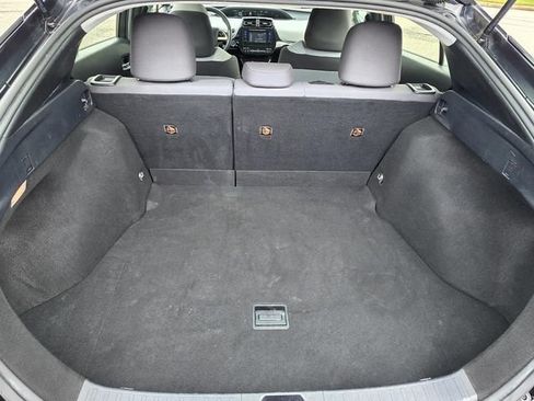 Used 2016 Toyota Prius Two FWD image 12