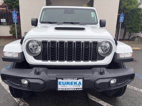 New 2026 Jeep Gladiator Sport image 28