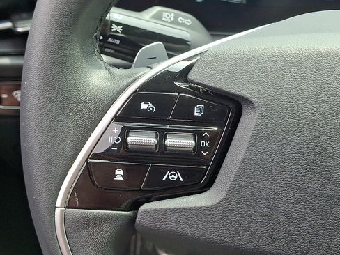Certified 2024 Kia Niro EX FWD image 22