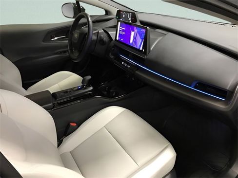 Certified 2024 Toyota Prius XLE image 15