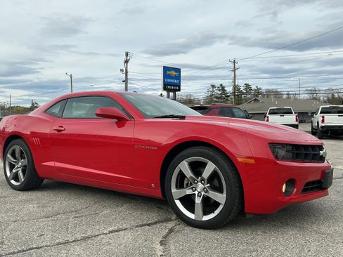 Used 2010 Chevrolet Camaro LT w/ RS Package RWD image 2