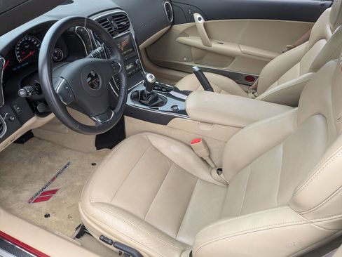 Used 2012 Chevrolet Corvette Grand Sport w/ 3LT Preferred Equipment Group image 4