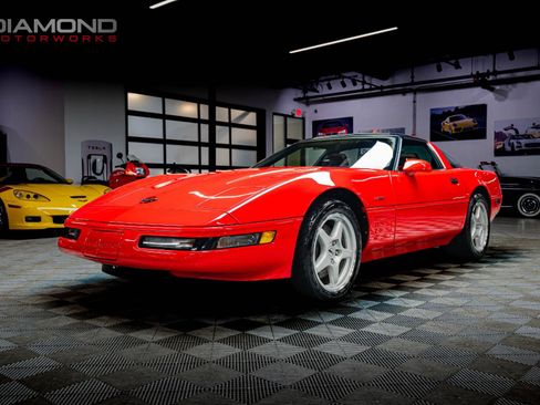 Used 1994 Chevrolet Corvette ZR1 image 9