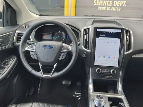 Used 2024 Ford Edge Titanium w/ Equipment Group 301A AWD/4WD image 13