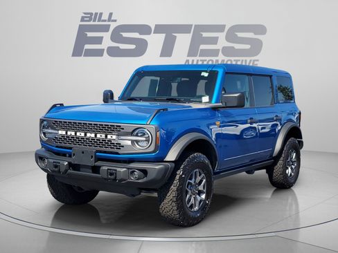 Certified 2025 Ford Bronco Badlands AWD/4WD image 1