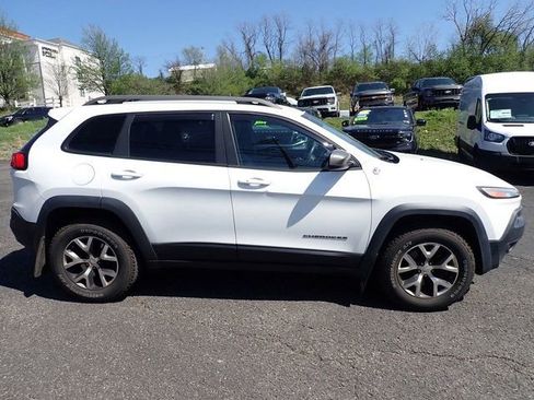 Used 2014 Jeep Cherokee Trailhawk w/ Comfort/Convenience Group image 7