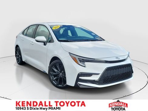 Used 2024 Toyota Corolla SE image 1