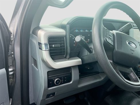 Used 2024 Ford F250 XL w/ Snow Plow Prep Package image 10