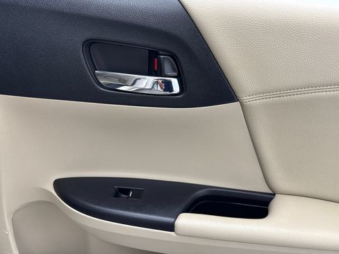 Used 2014 Honda Accord EX-L image 44