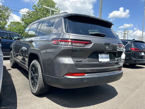 New 2026 Jeep Grand Cherokee L 4WD image 17