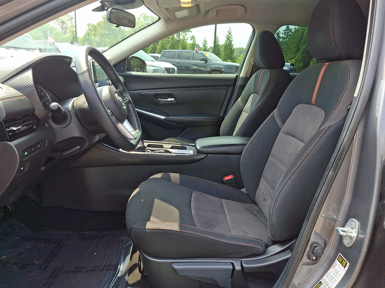 Used 2022 Nissan Sentra SR w/ Trunk Package FWD image 13