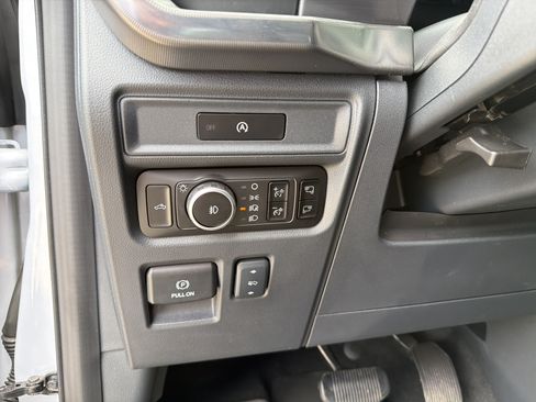 Used 2025 Ford F150 Lariat w/ Equipment Group 501A Mid AWD/4WD image 23
