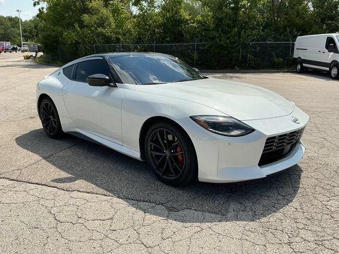 Used 2024 Nissan Z Performance w/ Floor Mat Package RWD image 21