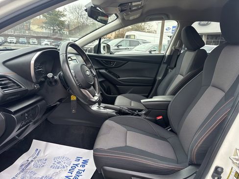 Used 2021 Subaru Crosstrek 2.0i Premium image 19