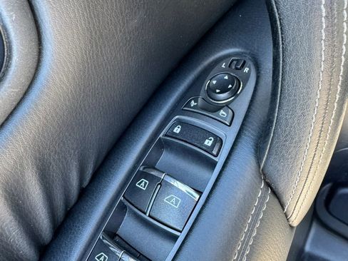 Used 2019 Nissan Armada SL w/ Premium Package image 30