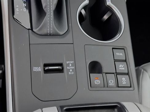 New 2026 Toyota Highlander XLE image 21
