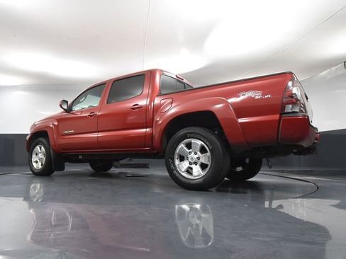 Used 2011 Toyota Tacoma 4x4 Double Cab image 43