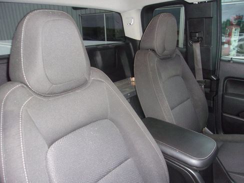 Used 2022 Chevrolet Colorado LT w/ Fleet Safety Package RWD image 14