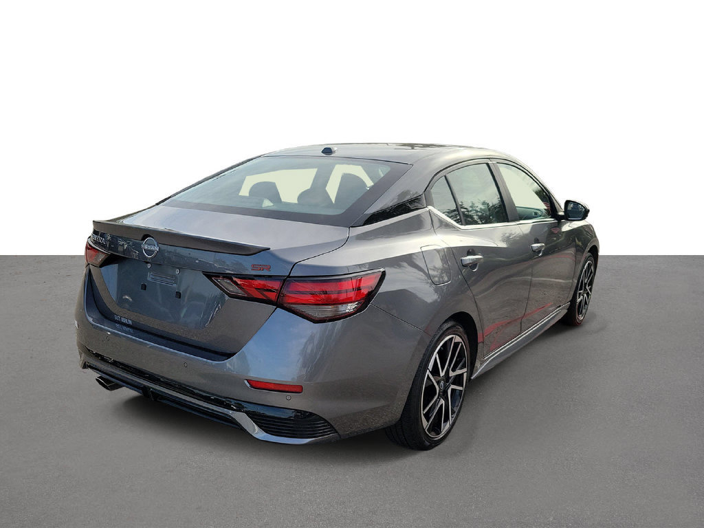 Certified 2025 Nissan Sentra SR FWD image 3