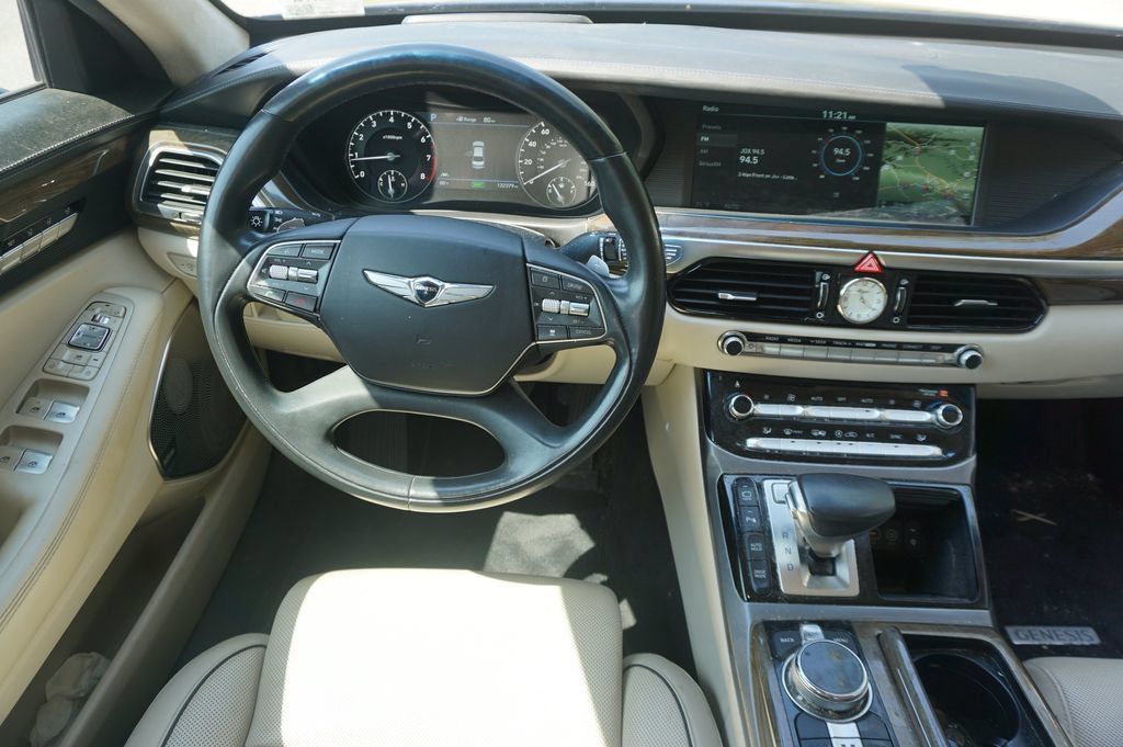 Used 2019 Genesis G90 3.3T Premium AWD/4WD image 5