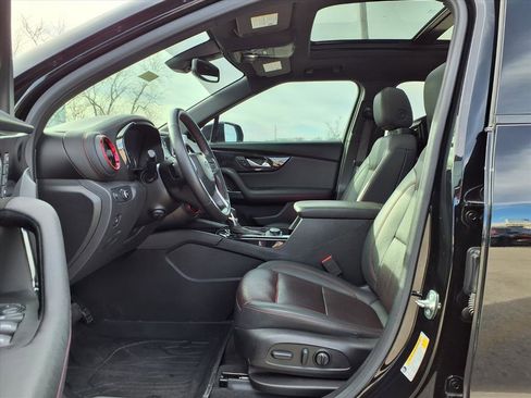 Used 2022 Chevrolet Blazer RS w/ Enhanced Convenience Package image 26