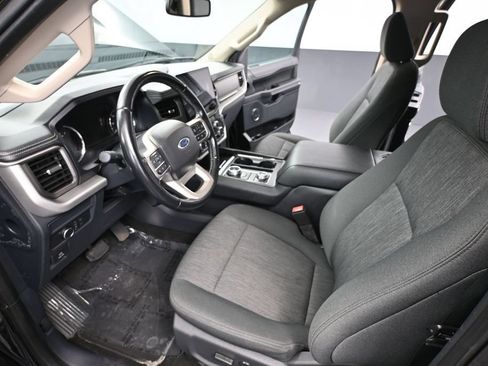 Used 2022 Ford Expedition XLT AWD/4WD image 21