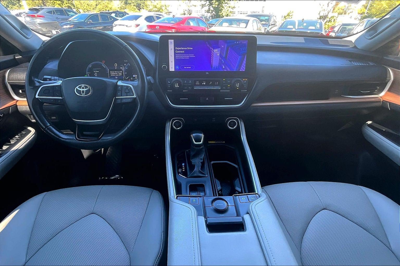 Used 2024 Toyota Grand Highlander AWD Hybrid image 14
