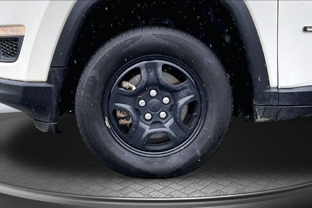 Used 2021 Jeep Compass Sport AWD/4WD image 30