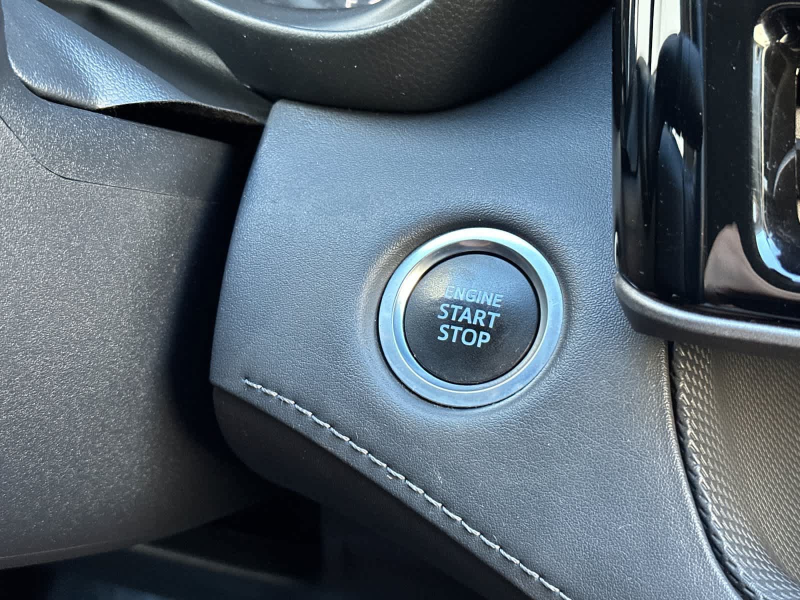 Used 2020 Toyota Highlander Limited AWD/4WD image 24