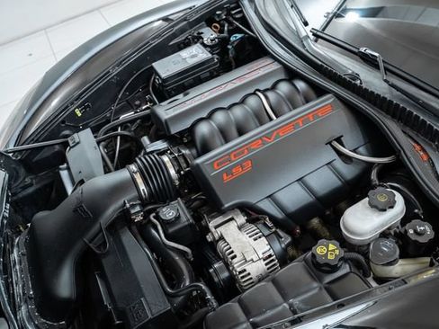 Used 2013 Chevrolet Corvette Grand Sport RWD image 25