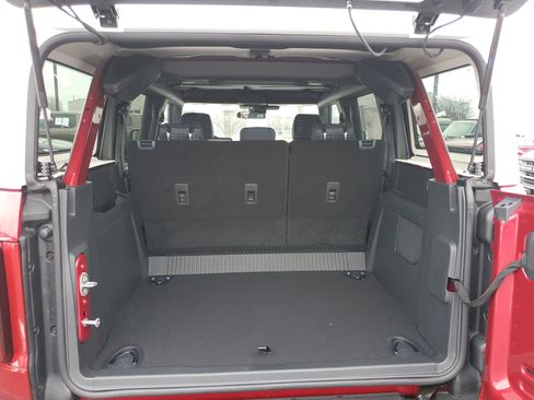 New 2025 Ford Bronco Heritage Edition image 8